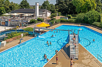 Das Wartberg Freibad Pforzheim